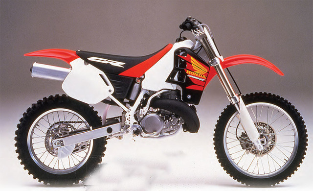 Dirt Bike Magazine - April 2020 - 1993 Honda CR500R Vs. 1993