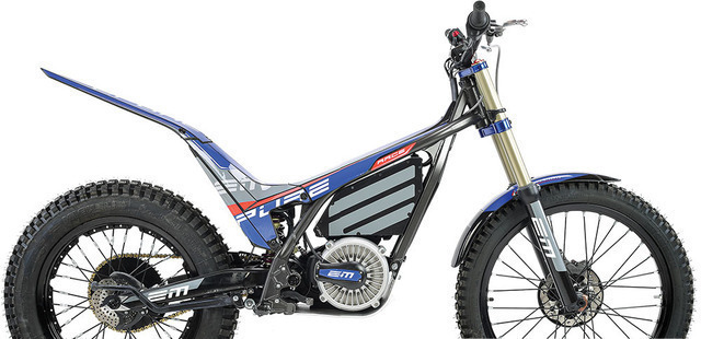 Dirt Bike Magazine - August 2023 - 2023 Yamaha YZ125X