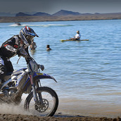 CONDUZINDO A YAMAHA YZ2023X 125: THE WRAP - Dirt Bike Magazine