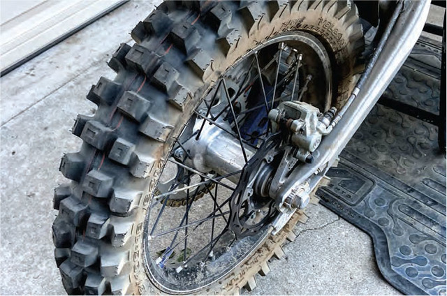 Dirt Bike Magazine - February 2020 - IRC VE33S Gekkota Gummy Tire