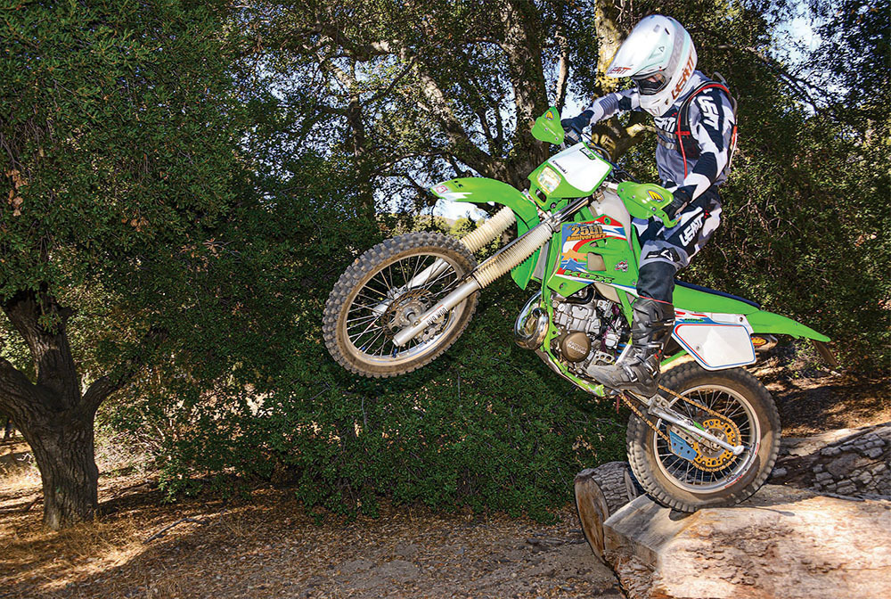 Dirt Bike Magazine - January 2022 - Living And Riding A 20-Years-Old KDX220