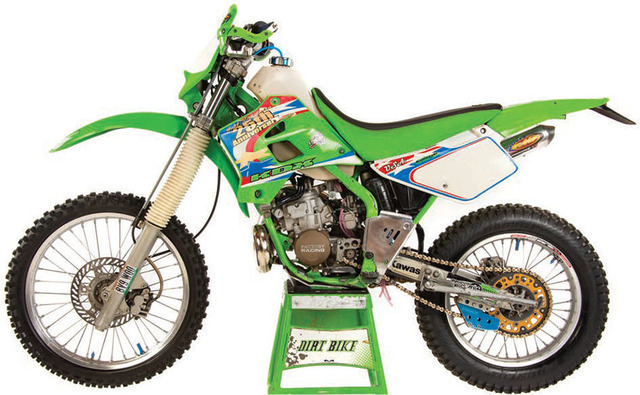 Dirt Bike Magazine - January 2022 - Living And Riding A 20-Years-Old KDX220