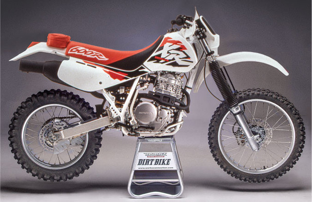 Dirt Bike Magazine - January 2023 - Honda XR600R Vs. XR400R