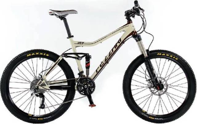 Mountain Bike Action - October 2012 - Fezzari Alta Peak