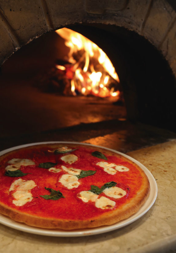 Sicilian Oven….Wood Fired and Good To Go! - Dan i Cook, i Eat, i Drink