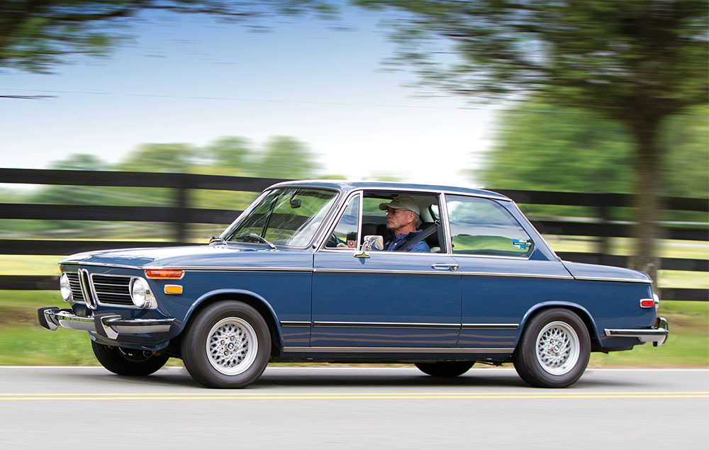 Vintage Motorsport - Sept/Oct 2020 - Icon Bimmer